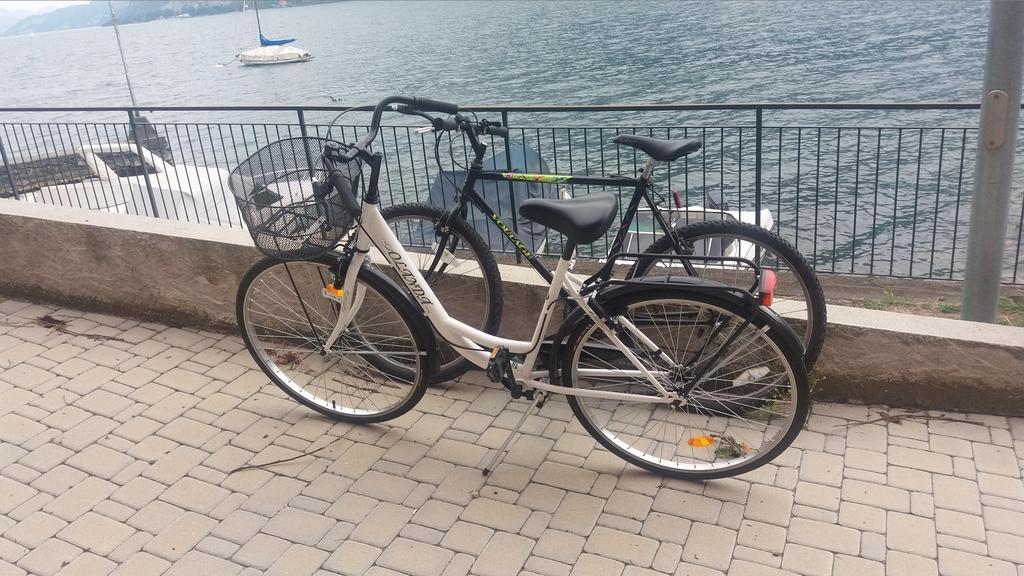 A...Fior Di Lago Abbadia Lariana Eksteriør billede